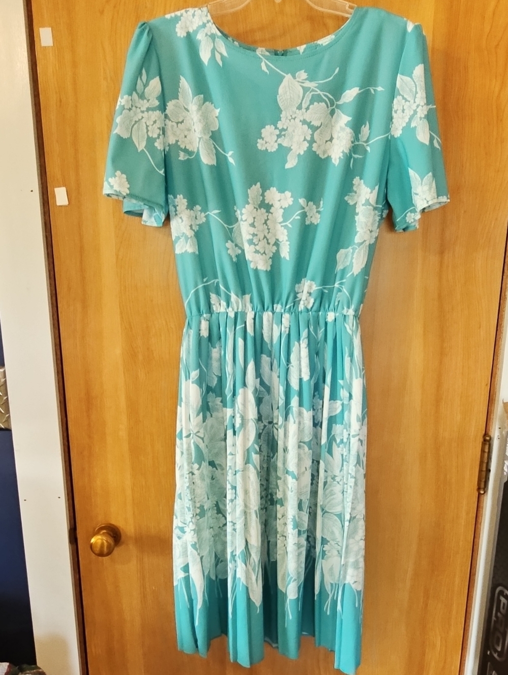 Vintage Women’s Teal Floral Midi Dress - Classic Fit